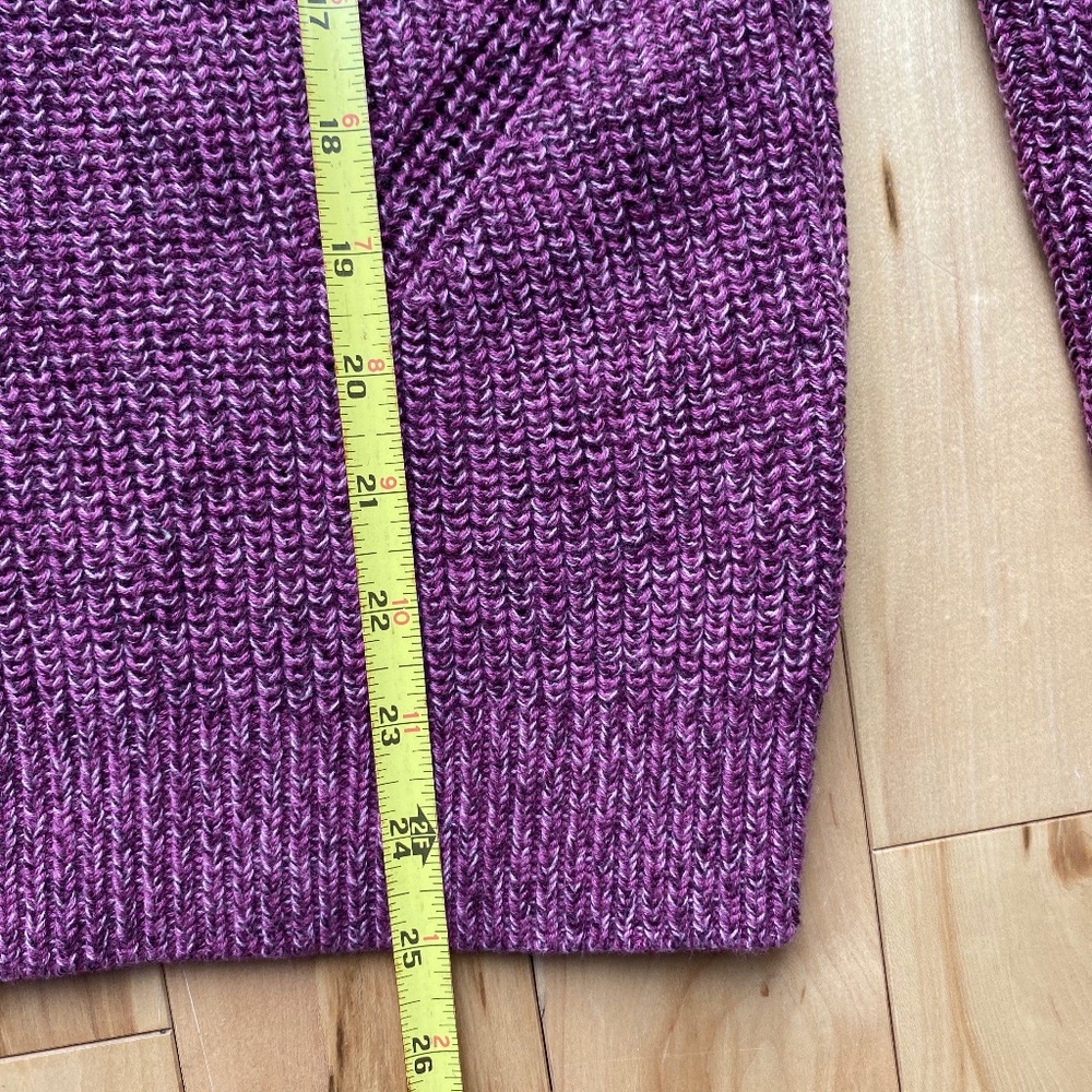 LL Bean knit sweater - Picture 7 of 8
